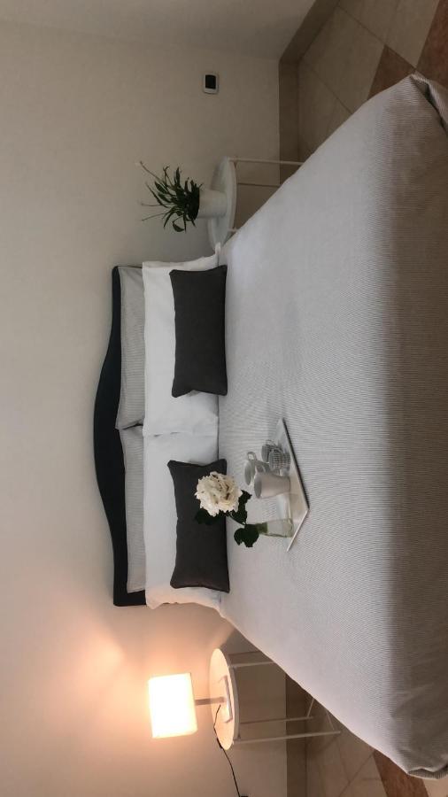 Maison Flores Deluxe Bari Ngoại thất bức ảnh