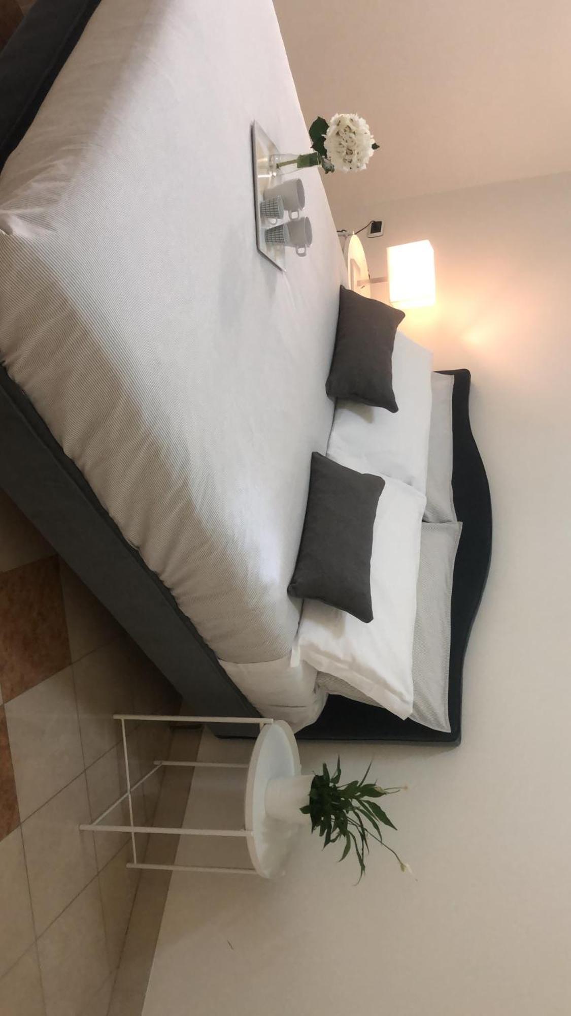 Maison Flores Deluxe Bari Ngoại thất bức ảnh